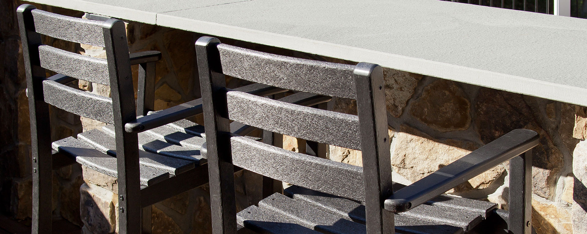Get the Height Right for Outdoor Stools | Trex® Outdoor Furniture™